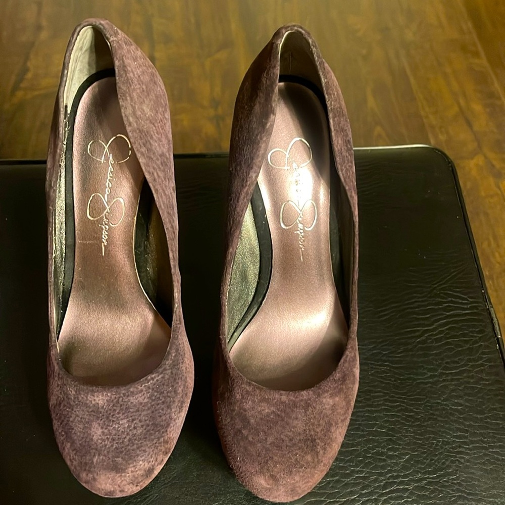 JESSICA SIMPSON 6.5 Deep Purple Leather Upper Platform Stilettos EXCELLENT!